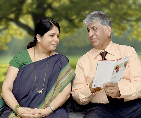 Prism audiologist counselling a patient at the Viman Nagar clinic in Pune
